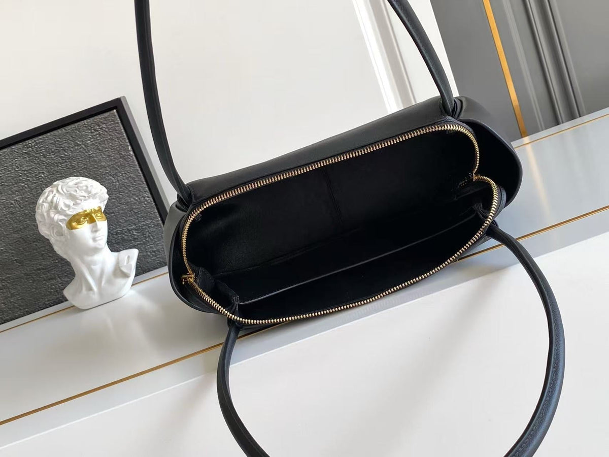 Darling medium leather shoulder bag