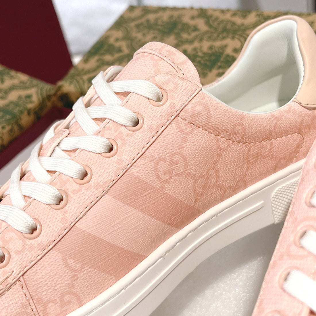 Ace Series Women's Pink GG Supreme Canvas Sneakers |812026 FAD2A 8741