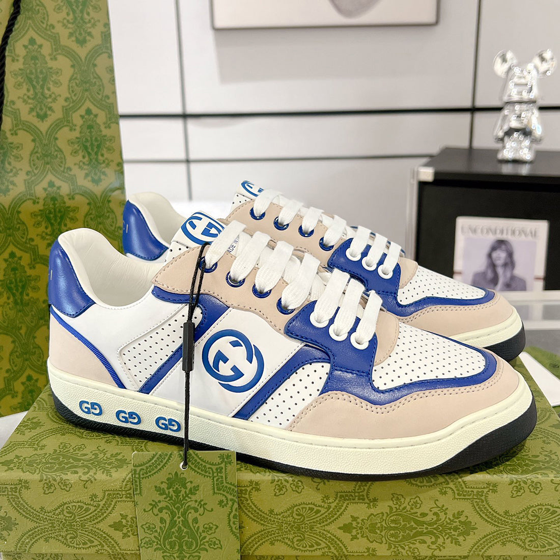 Men's MAC80 Series Low-Top Sneakers (Off-White and Blue Leather Mix) |749896 AAB79 9149