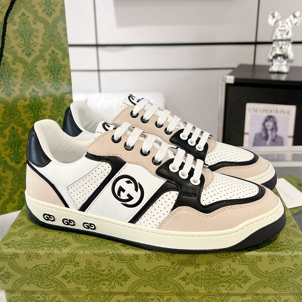 MAC80 Series Men's Interlocking Double G Sneakers (Off-White and Black Leather) |756811 AAB79 1051