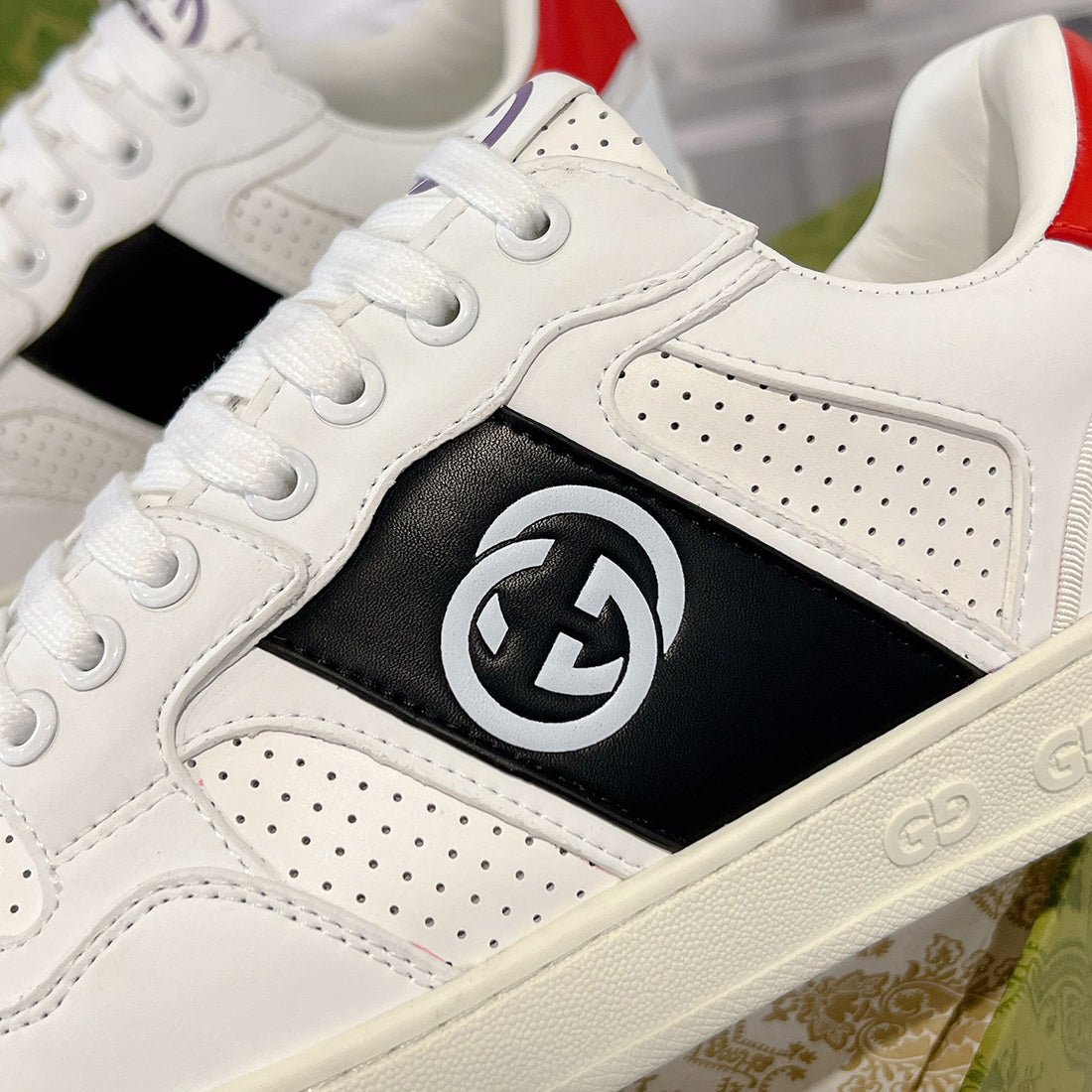 Men's MAC80 Interlocking Double G White Sneakers |756811 AAB79 1051