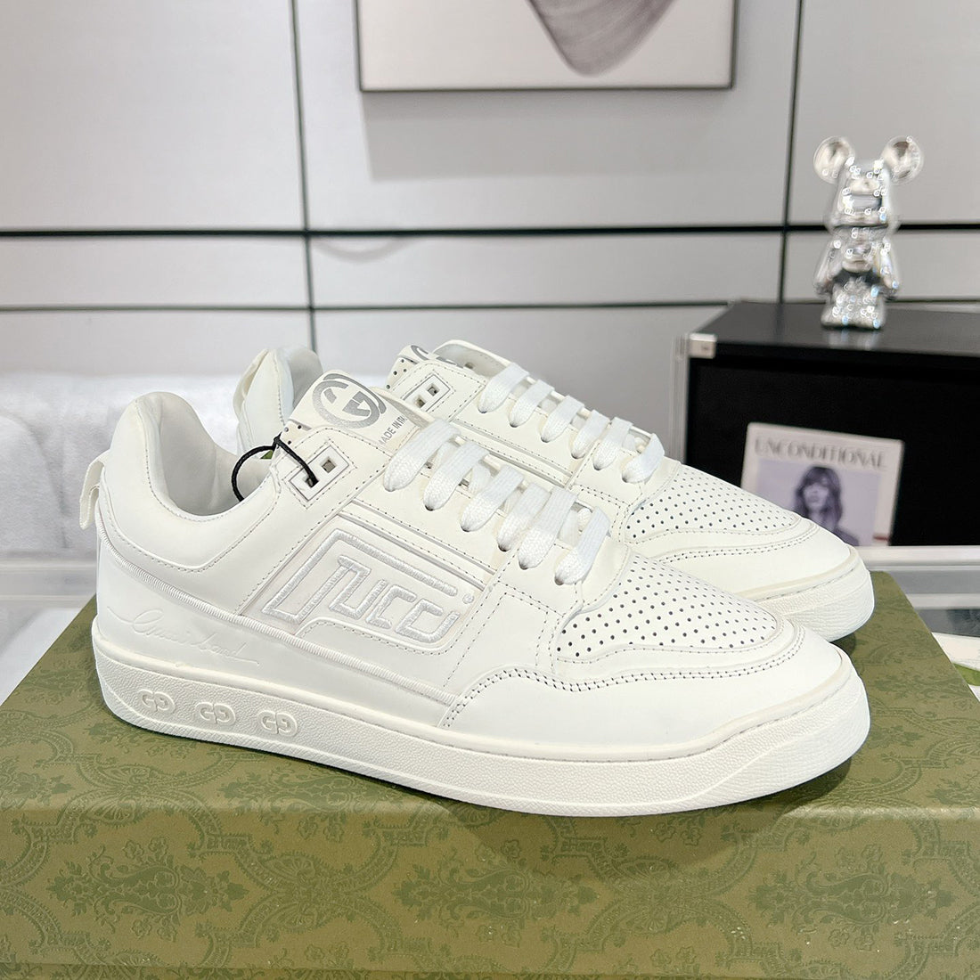 Screener Series Women's All-White Perforated Leather Low-Top Sneakers |798854 AADU0 9094