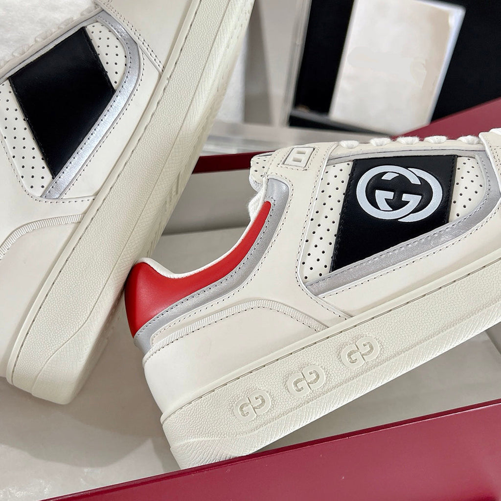 MAC80 Series Women's Double G Embroidered Leather Low-Top Sneakers (Off-White and Black/Red Colorway) |762611 AACNW 1051