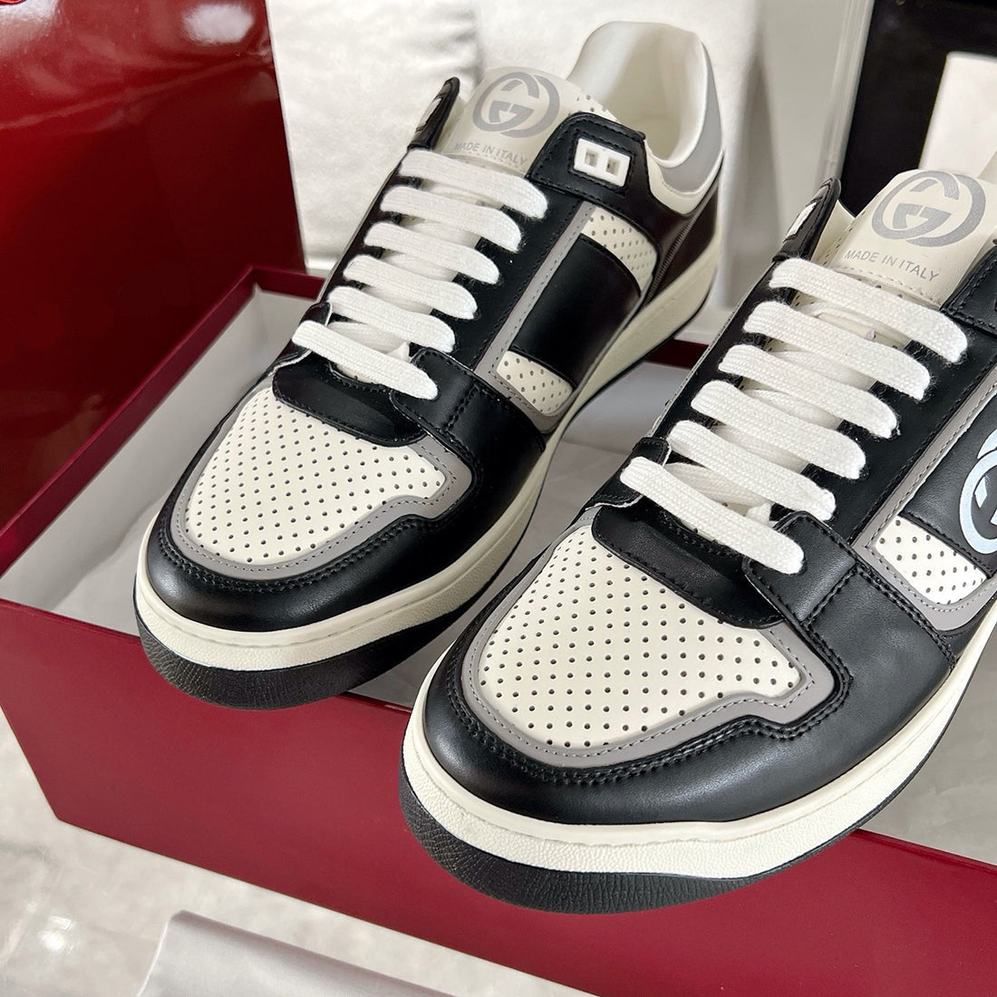 MAC80 Series Men's Leather Sneakers (Black and White Color Block) |756811 AAB79 1051