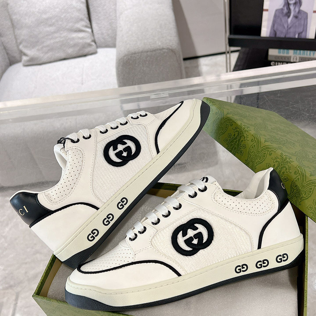 MAC80 Series Black and White Leather Interlocking Double G Women's Sneakers |747914 AAB79 9151