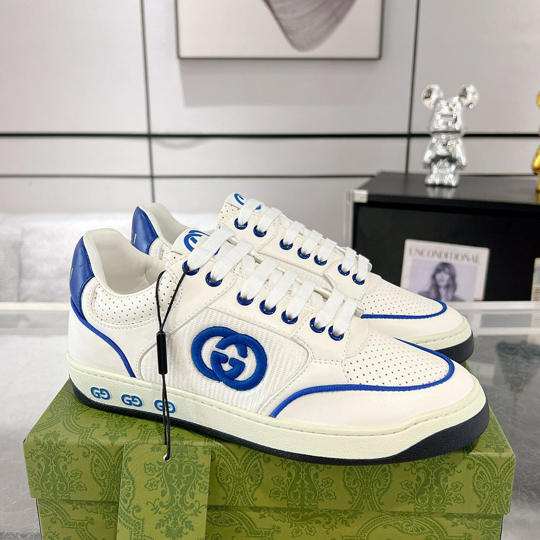 MAC80 Series Women's Low-Top Sneakers (Off-White and Blue Leather) |778301 AAB79 4542
