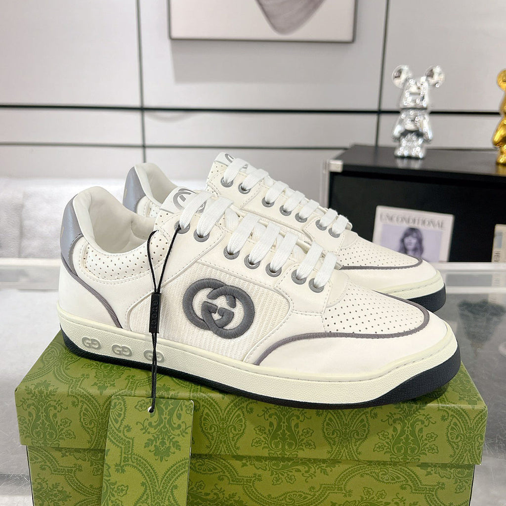 MAC80 Series Double G Embroidered Low-Top Women's Sneakers (Off-White and Gray Leather Panel)| 757604 AAB79 9154