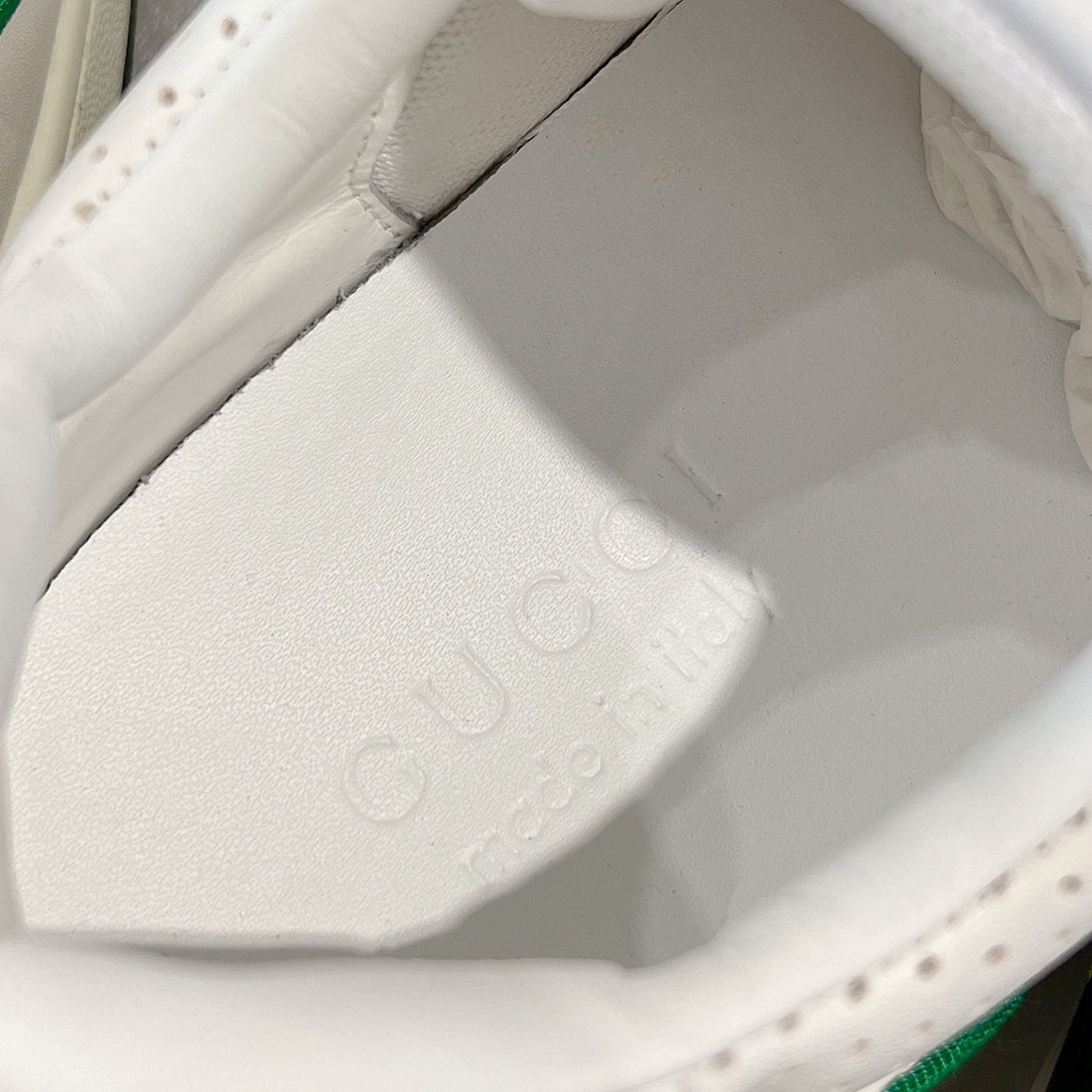 MAC80 Series Interlocking Double G Leather Women's Sneakers (White/Green Colorway) |749909 AAB79 9148