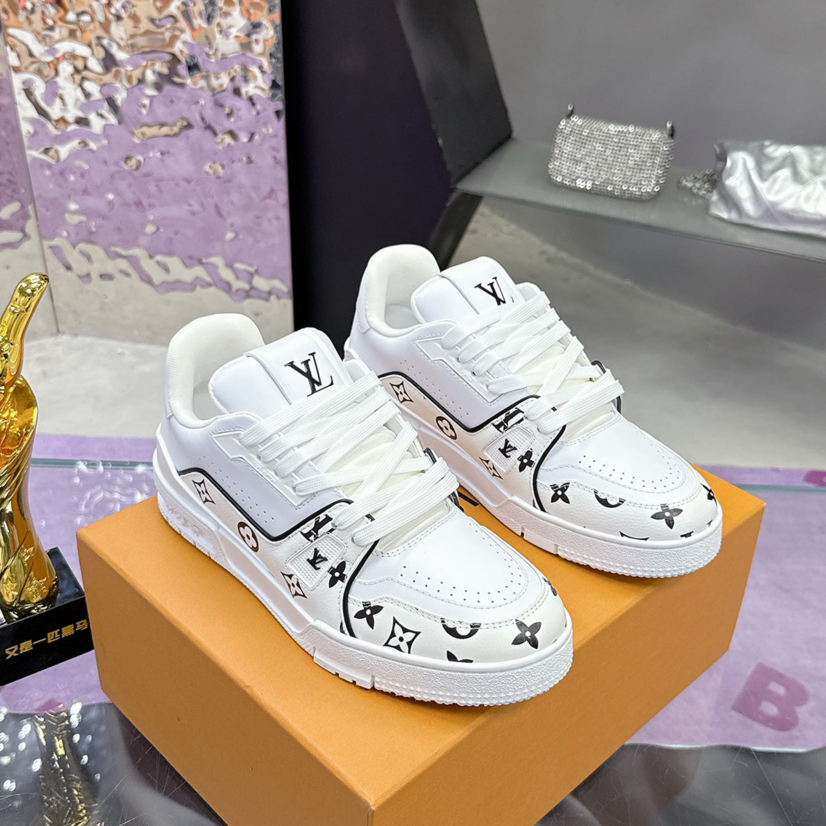 Men's Trainer Sneakers in White Calf Leather with Black Mini Monogram Pattern |1AHTOP