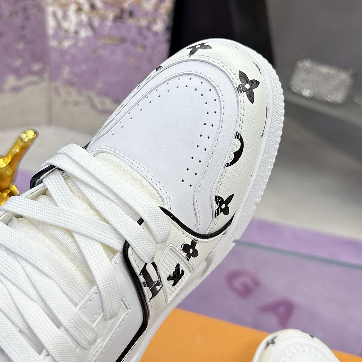 Men's Trainer Sneakers in White Calf Leather with Black Mini Monogram Pattern |1AHTOP