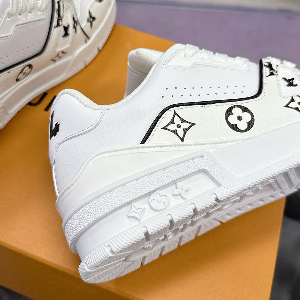 Men's Trainer Sneakers in White Calf Leather with Black Mini Monogram Pattern |1AHTOP