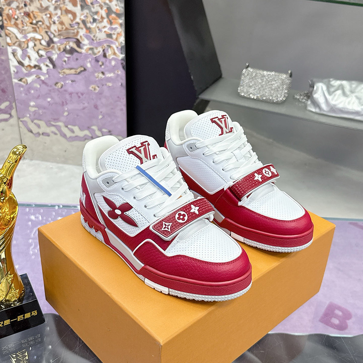 Men's Trainer Sneakers in Red and White Grained Calfskin and Patent Leather |1AHTC4