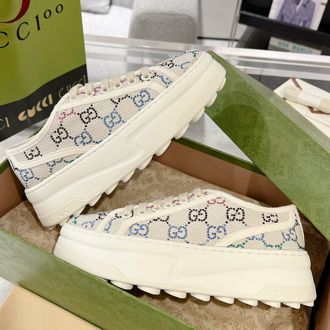 Women's Treck Series Colorful Crystal GG Platform Sneakers 771645 FABH3 9179