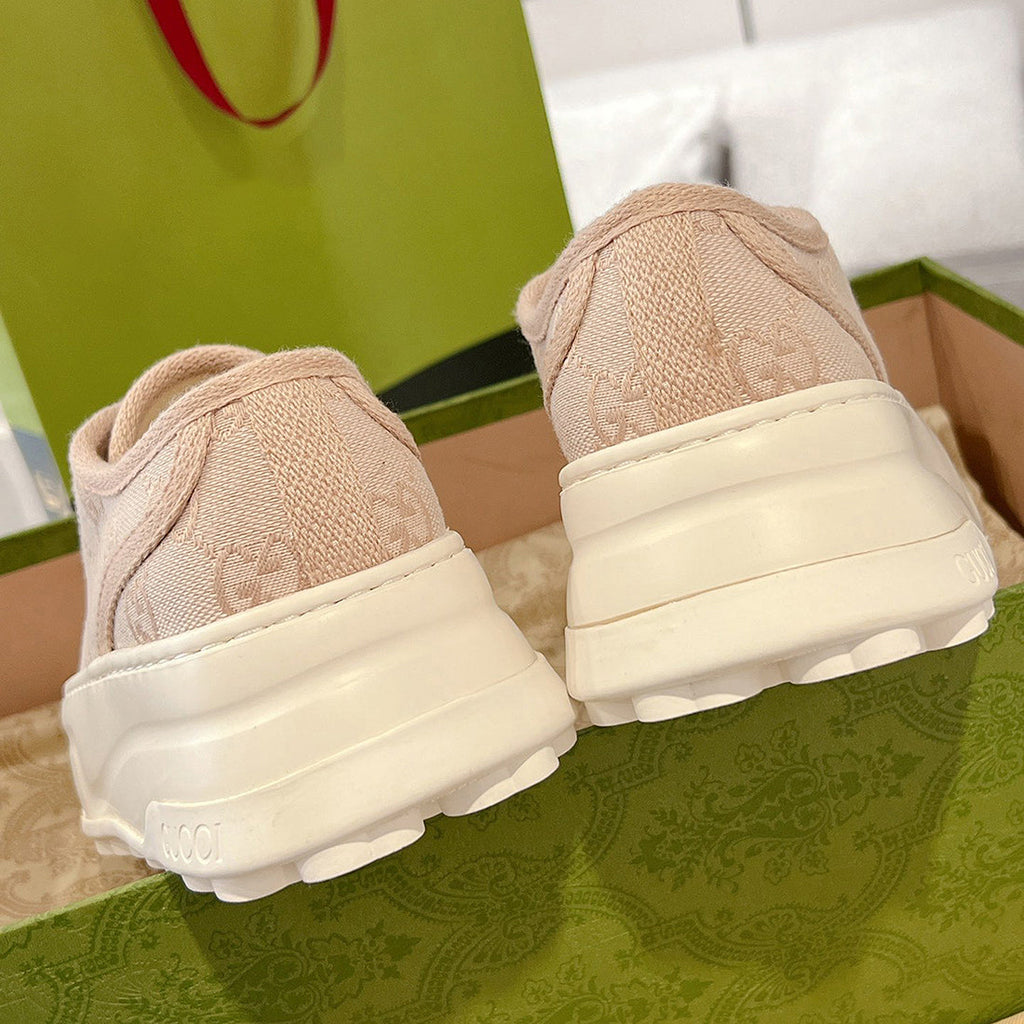 Women's Pink Canvas Platform Sneakers 746766 FABZZ 5641
