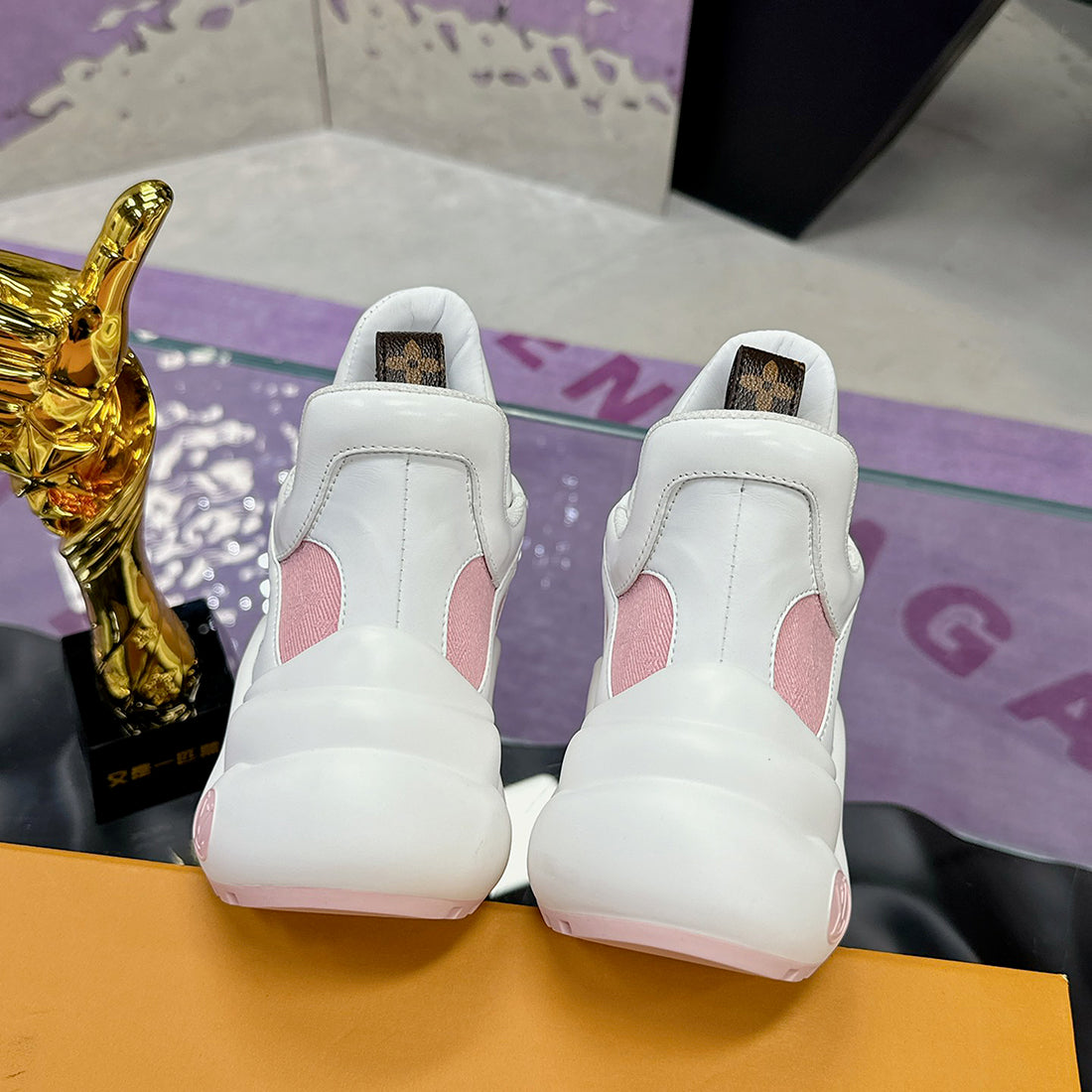 Women's Archlight Sneakers in White and Pink Calfskin with Technical Fabric Panels |1ABP72
