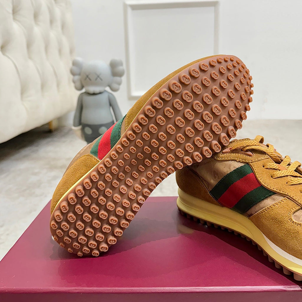 Women's Re-Motion Sneakers (Camel GG Canvas and Suede) |840291 AAEW3 9548