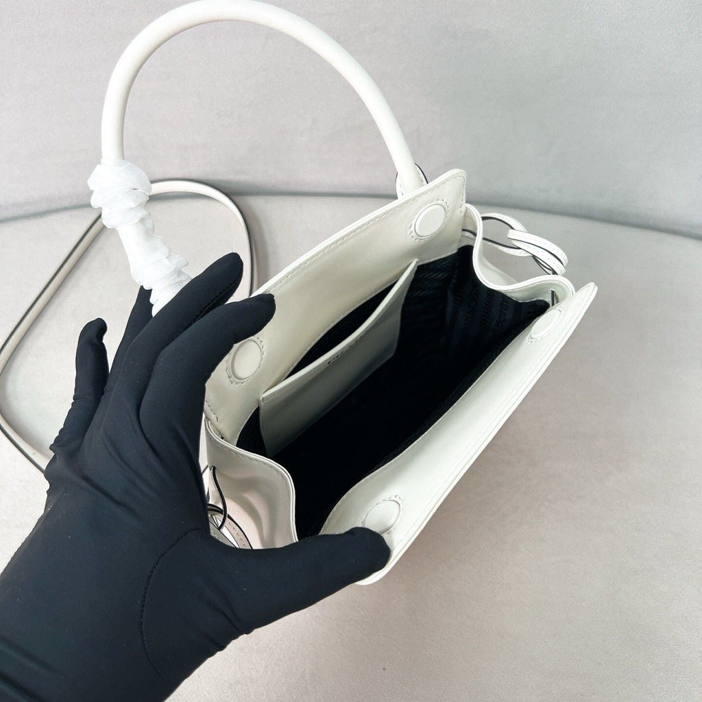2026 White Mini Leather Handbag 1BA496_2C6A_F0PG7_V_OOO