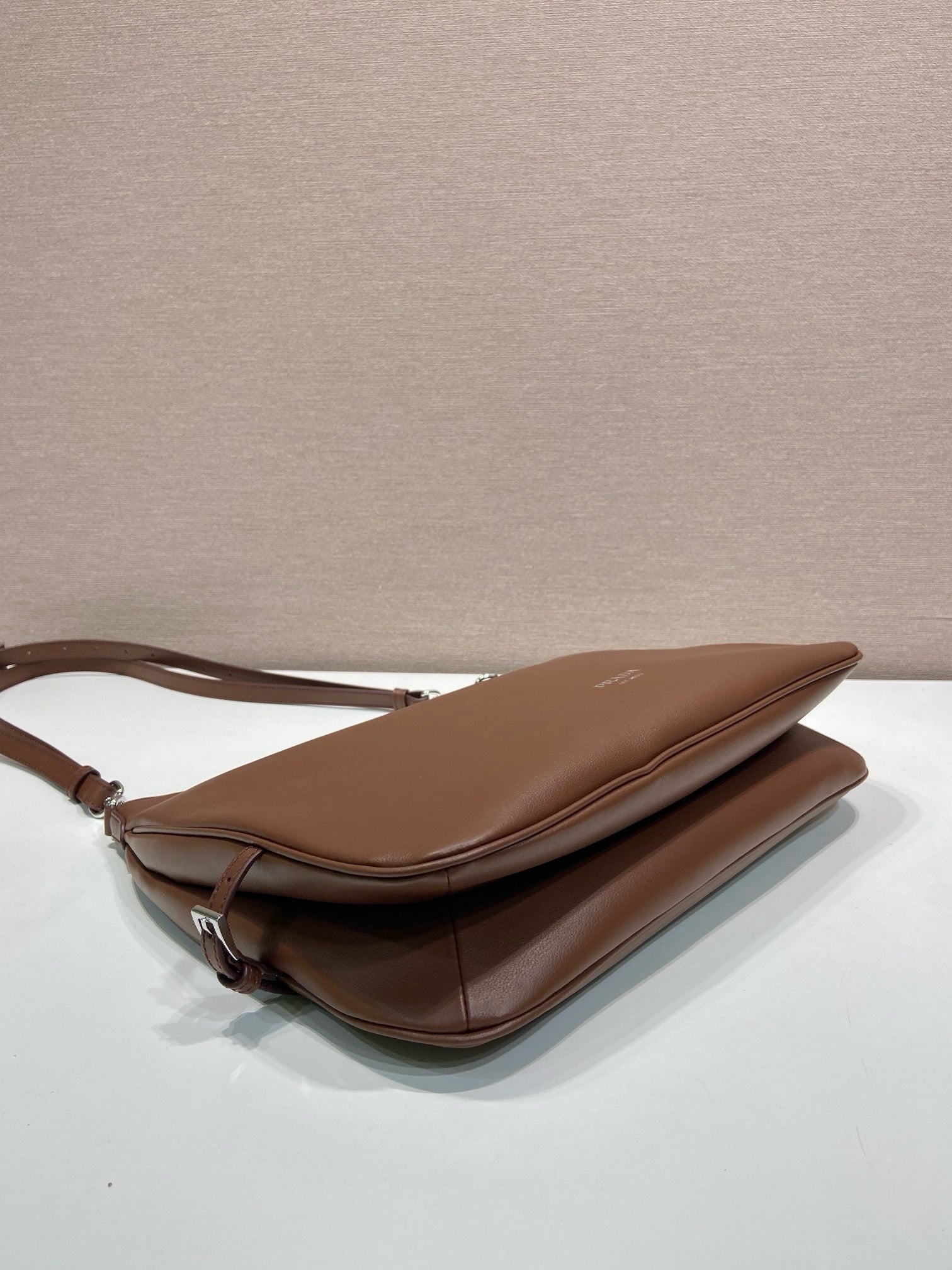 2026 Large Cowhide Leather Shoulder Bag 1BC288_2CYS_F0BW5_V_OOO