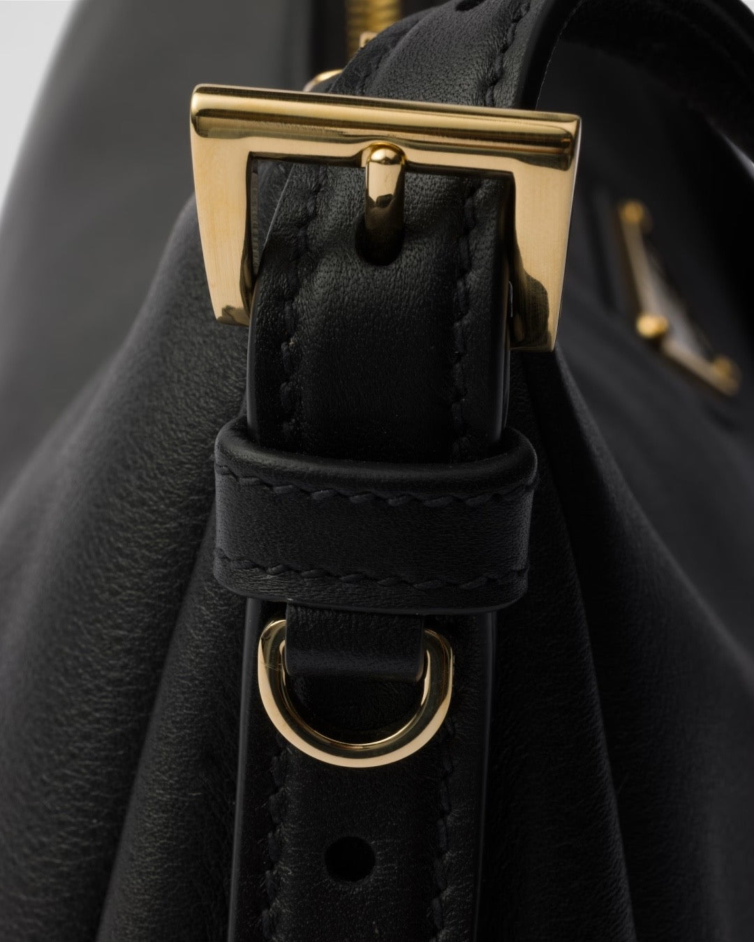 2026 Black Medium Leather Shoulder Bag 1BC229_2CYS_F0002_V_LVM