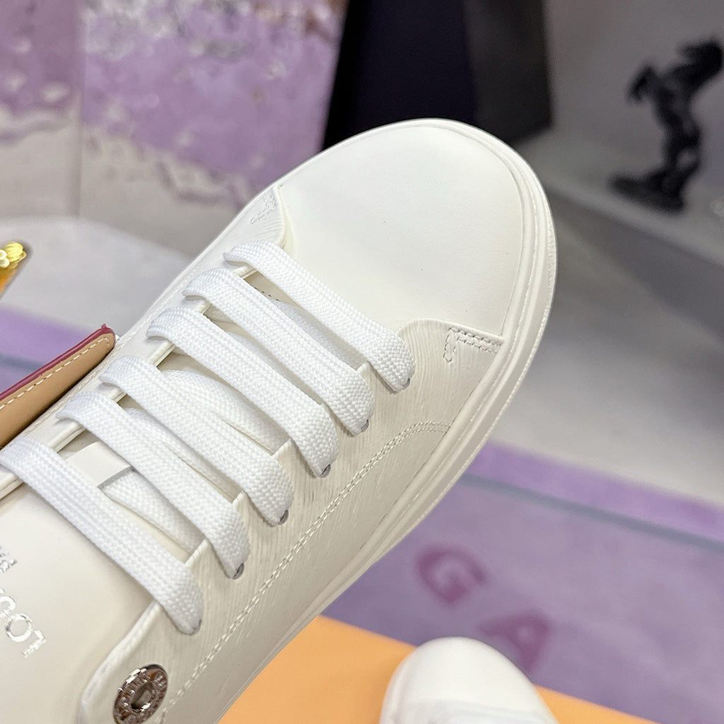 Women's Time Out Sneakers White Embossed or Smooth Cowhide Leather|1AAVV6