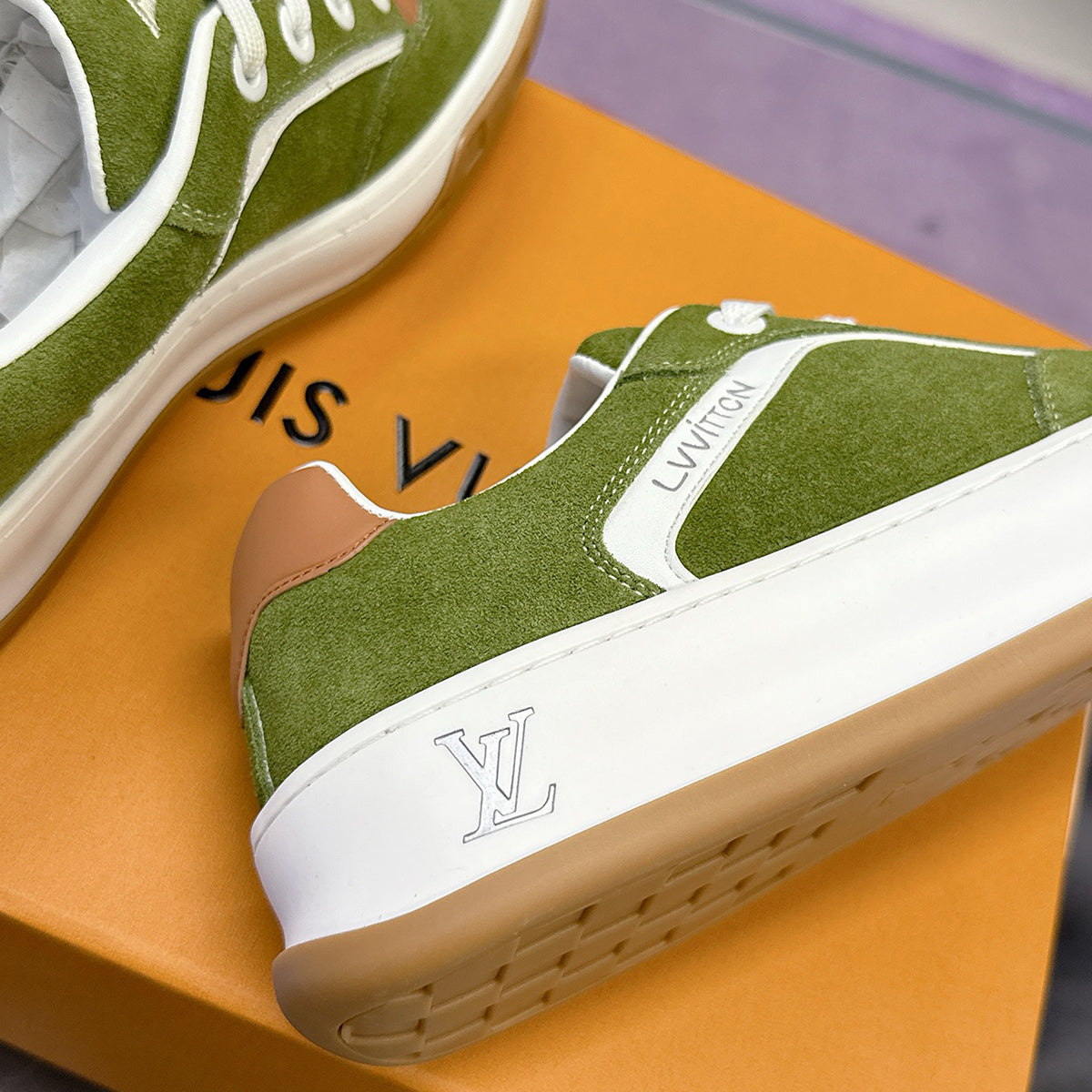 Men's Tilted Sneakers Green Spray-Painted Effect Satin Leather |1AJTH1