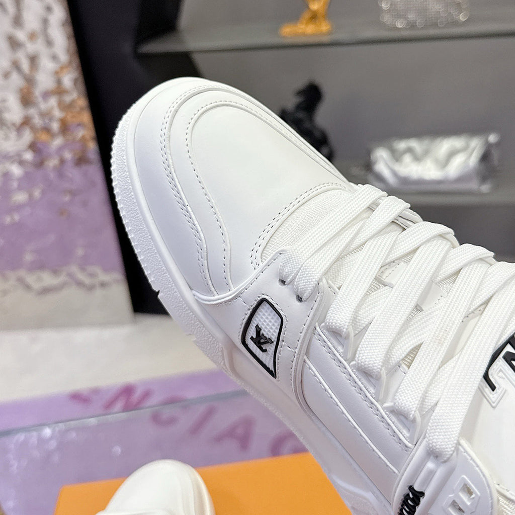 Men's Trainer Sneakers in White Smooth Cowhide and Grained Calfskin |1A9JGB
