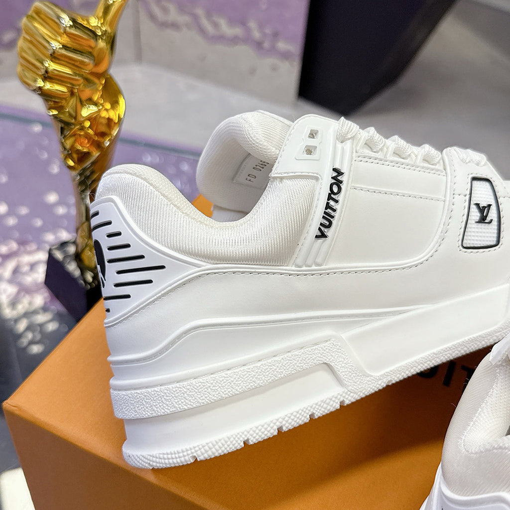 Men's Trainer Sneakers in White Smooth Cowhide and Grained Calfskin |1A9JGB