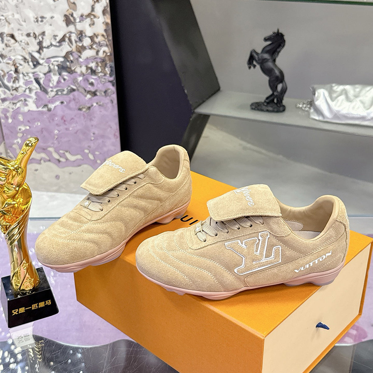 Men's Footprint Soccer Sneakers in Beige Faded Suede Calfskin| 1AHTYY