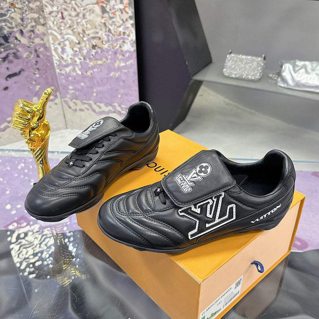 Men's Footprint Soccer Sneakers in Black Cracked-Effect Leather |1AHDRD