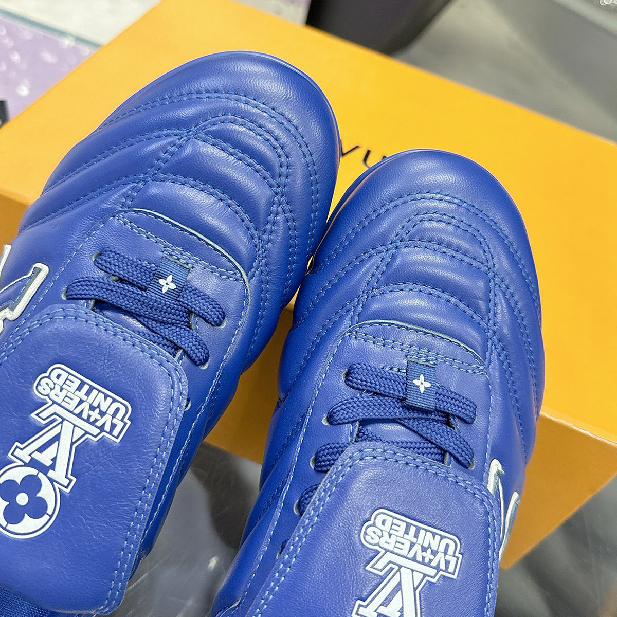 Men's Footprint Soccer Sneakers Blue Solid Leather Design |1AHDPA