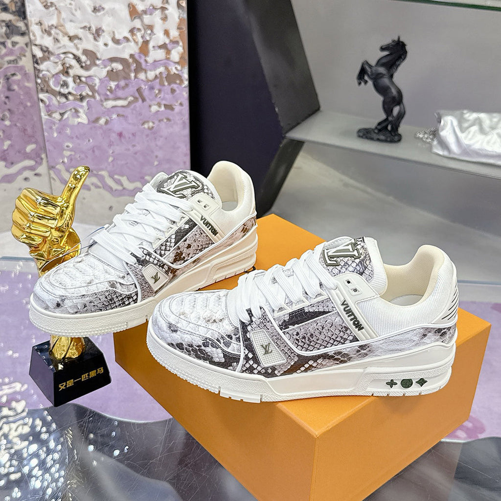Women's Trainer Series Python-Print Sneakers |1ADF5C