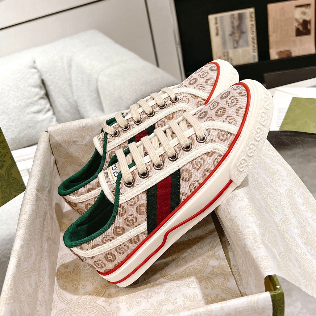 Tennis 1977 Series Women's Beige/Ebony Classic GG Canvas Sneakers 606110 HVK20 9766