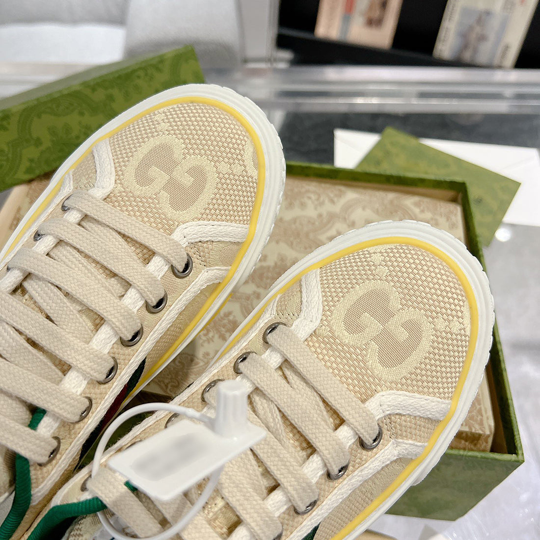Men's Tennis 1977 Cream/Original GG Canvas Low-Top Sneakers  606111 GZO30 9361